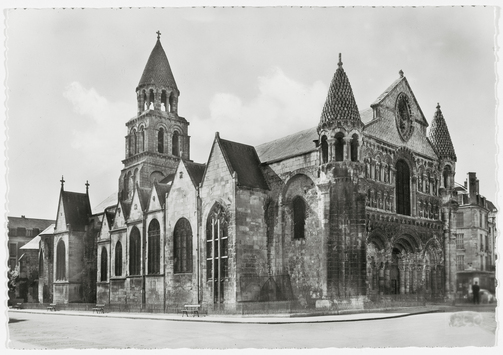 Vorschaubild Poitiers: Notre-Dame la Grande, Aussenansicht (Postkarte aus der Diakartei) 